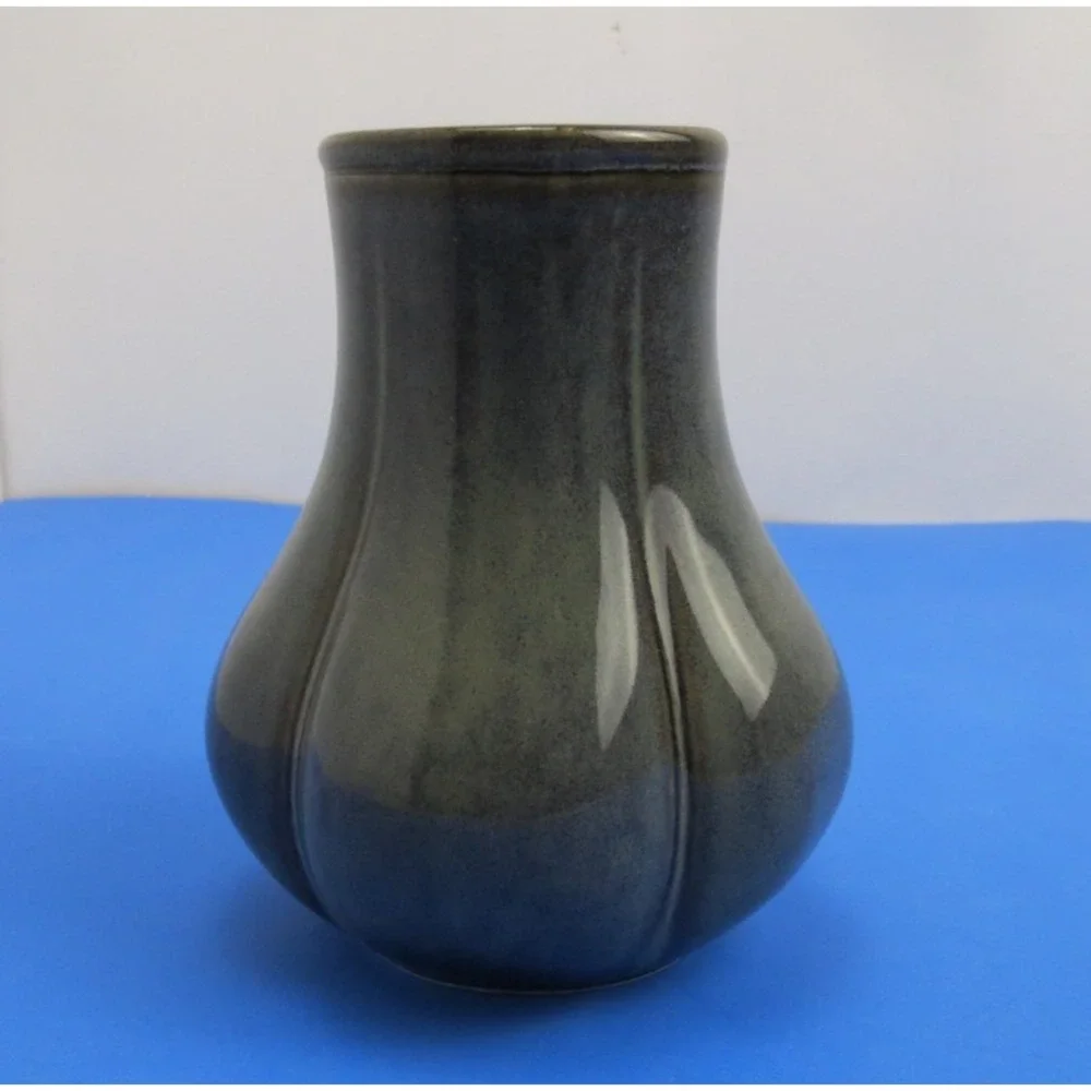 Rookwood Pottery 6101 Dark Clove Vase 2014